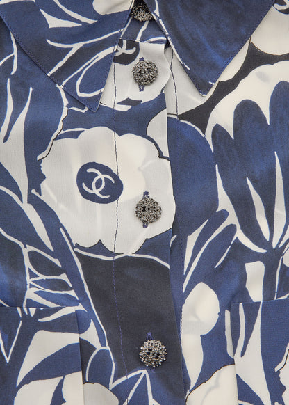 CHANEL Shirt Blouse Long Sleeve Cut-and-Sew 100% Silk Blue Gold-Tone Hardware Pre-Owned - Vintage La Charme