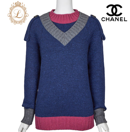 CHANEL Knit Sweater, Coco Button, Cashmere Silk Wool Blend, Navy, Gold-Tone Hardware, Pre-Owned - Vintage La Charme