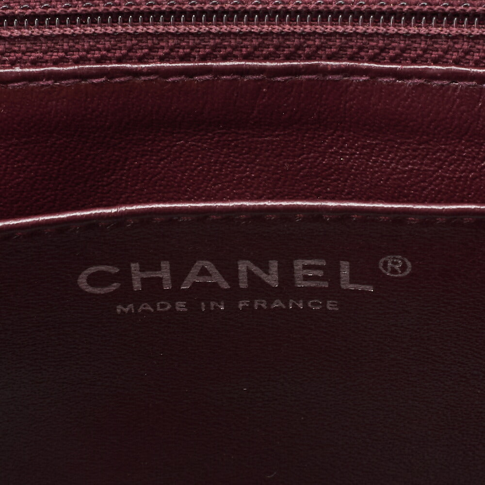 CHANEL Shoulder Bag, Deca Matelasse 30 Turn Lock Chain, Lambskin, Black, Silver-Tone Hardware, Pre-Owned - Vintage La Charme