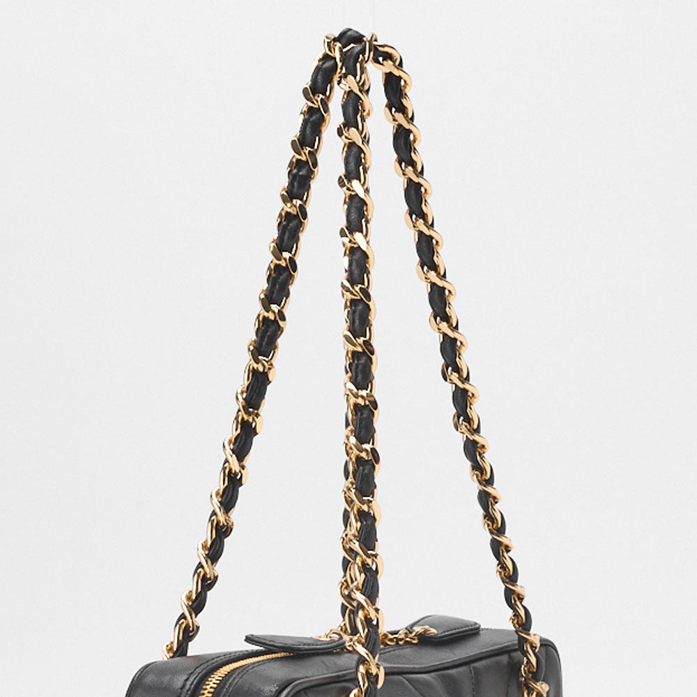 CHANEL Chain Hand Bag V-Stitch Calfskin Black Gold-Tone Hardware Pre-Owned - Vintage La Charme