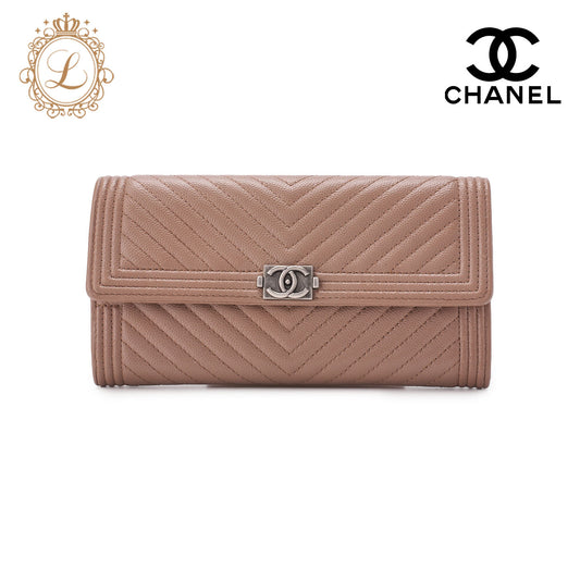CHANEL Bi-fold Long Wallet, V-Stitch, Caviar Skin, Beige Gray, Silver-Tone Hardware, Pre-Owned - Vintage La Charme