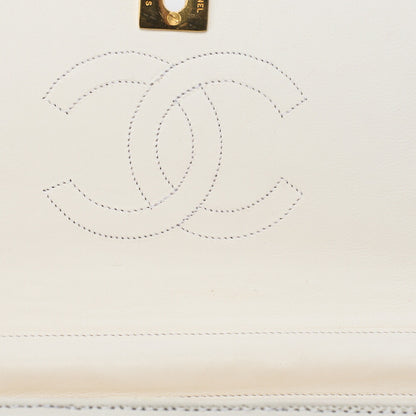 CHANEL Shoulder Bag Border Stitch Half Moon Lambskin White Gold-Tone Hardware Pre-Owned - Vintage La Charme