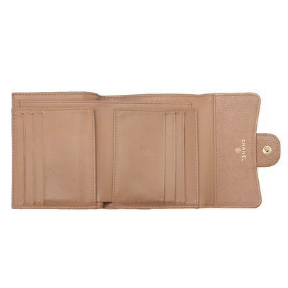 CHANEL Tri-Fold Wallet V-Stitch Leather Beige Gold-Tone Hardware Pre-Owned - Vintage La Charme