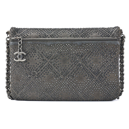 CHANEL Chain Shoulder Bag Mini Matelasse Stone Leather Gray Silver-Tone Hardware Pre-Owned - Vintage La Charme