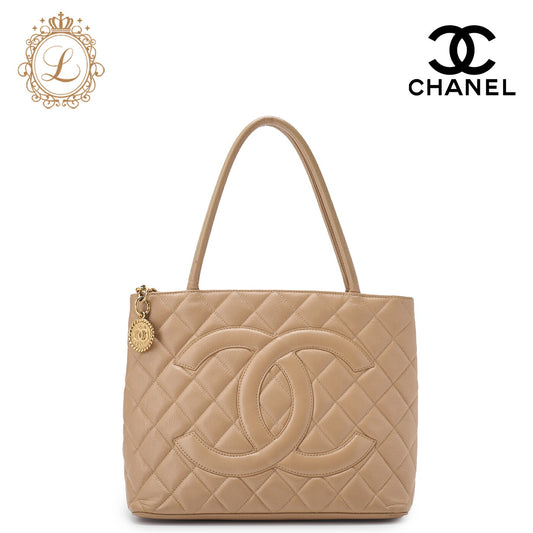 CHANEL Tote Bag Matelasse Reprint Caviar Skin Beige Gold-Tone Hardware Pre-Owned - Vintage La Charme