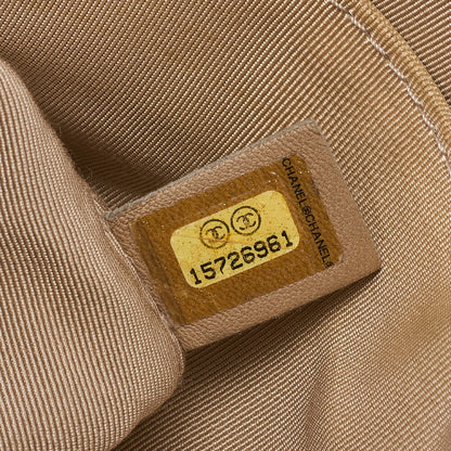 CHANEL Shoulder Bag, Matelasse, Chain Shoulder, Caviar Skin, Ivory, Silver-Tone Hardware, Pre-Owned - Vintage La Charme
