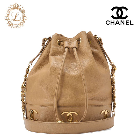 CHANEL Chain Shoulder Bag Triple Coco Drawstring Caviar Skin Beige Gold-Tone Hardware Pre-Owned - Vintage La Charme