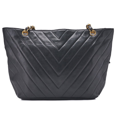 CHANEL Shoulder Bag, V Stitch Ball Charm, Chain Shoulder, Lambskin, Black, Gold-Tone Hardware, Pre-Owned - Vintage La Charme