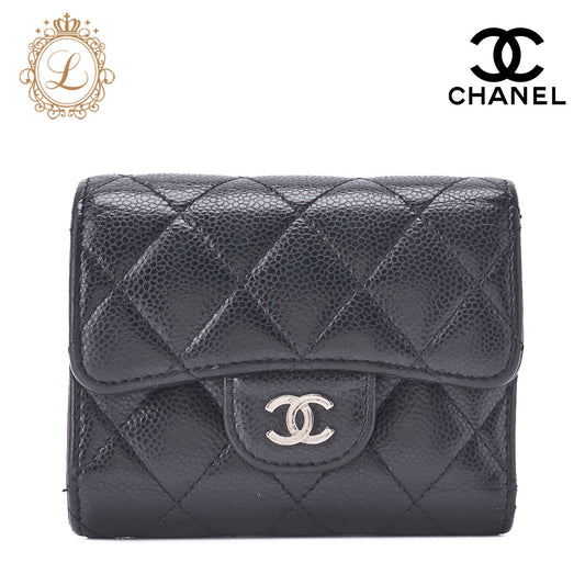 CHANEL Compact Wallet, Matelasse, Caviar Skin, Black, Gold-Tone Hardware, Pre-Owned - Vintage La Charme