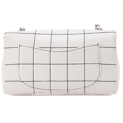 CHANEL Shoulder Bag Choco Bar Turn Lock Lambskin White Silver-Tone Hardware Pre-Owned - Vintage La Charme
