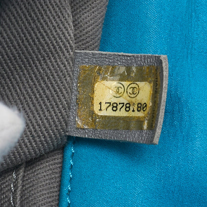 CHANEL Shoulder Tote Bag Matelasse Sparkle Leather Turquoise Blue Silver-Tone Hardware Pre-Owned - Vintage La Charme