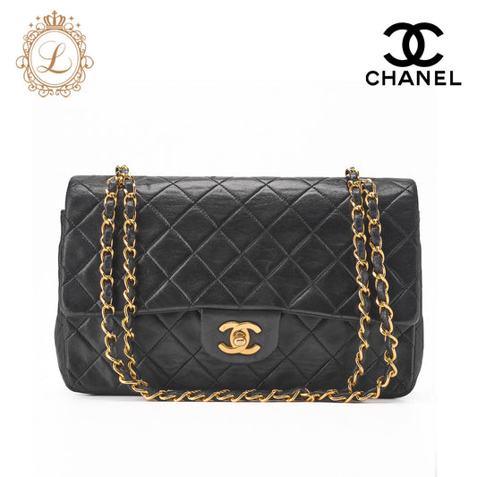 CHANEL Chain Shoulder Bag Matelasse Double Flap Lambskin Black Gold-Tone Hardware Pre-Owned - Vintage La Charme