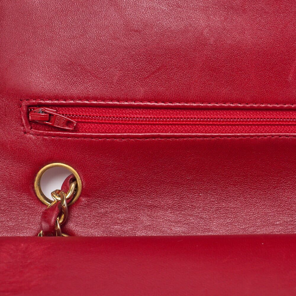 CHANEL Shoulder Bag Matelasse Double Flap Lambskin Red Gold-Tone Hardware Pre-Owned - Vintage La Charme
