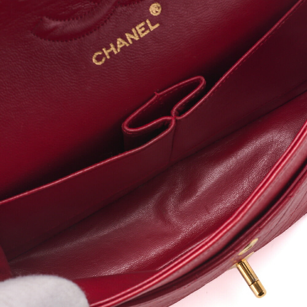 CHANEL Shoulder Bag Matelasse Double Flap Lambskin Red Gold-Tone Hardware Pre-Owned - Vintage La Charme