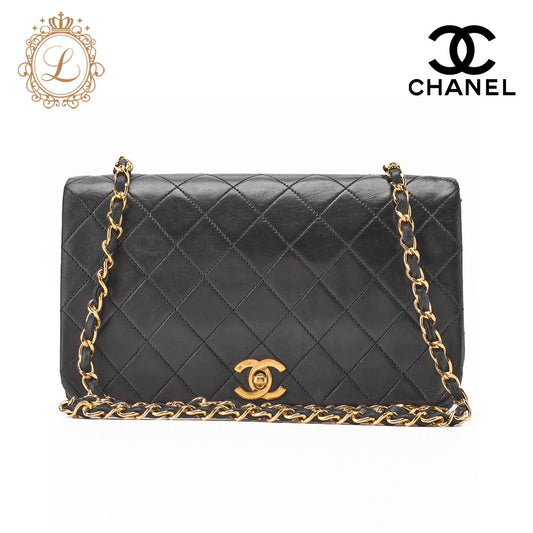 CHANEL Shoulder Bag Matelasse Lambskin Black Gold-Tone Hardware Pre-Owned - Vintage La Charme