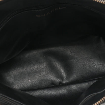 CHANEL Shoulder Bag Matelasse Plate Charm Lambskin Black Gold-Tone Hardware Pre-Owned - Vintage La Charme