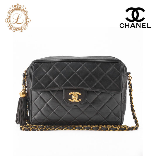 CHANEL Shoulder Bag Matelasse Outside Flap Fringe Chain Shoulder Lambskin Black Gold-Tone Hardware Pre-Owned - Vintage La Charme