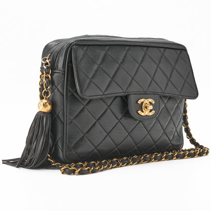 CHANEL Shoulder Bag Matelasse Outside Flap Fringe Chain Shoulder Lambskin Black Gold-Tone Hardware Pre-Owned - Vintage La Charme