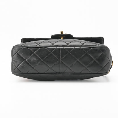 CHANEL Shoulder Bag Matelasse Outside Flap Fringe Chain Shoulder Lambskin Black Gold-Tone Hardware Pre-Owned - Vintage La Charme