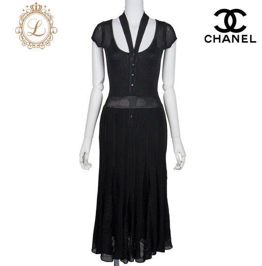 CHANEL One Piece Dress, Logo Button, Rayon, Black, Gold-Tone Hardware, Pre-Owned - Vintage La Charme