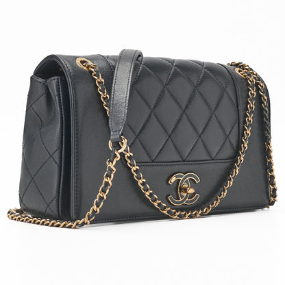 CHANEL Shoulder Bag Matelasse Calfskin Navy Gold-Tone Hardware Pre-Owned - Vintage La Charme