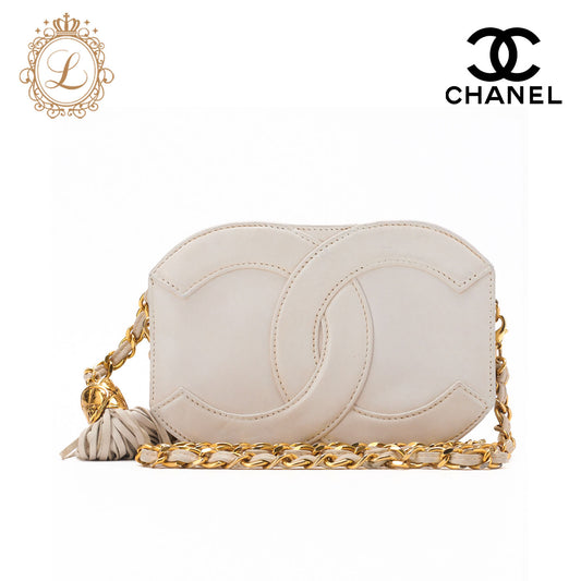 CHANEL Shoulder Bag, Coco Mark Fringe, Lambskin, White, Gold-Tone Hardware, Pre-Owned - Vintage La Charme