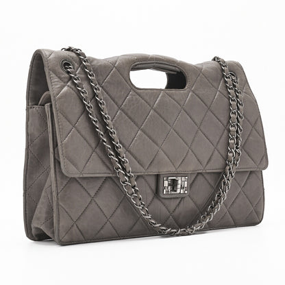 CHANEL Shoulder Bag Matelasse Turn Lock 2.55 Lambskin Gray Silver-Tone Hardware Pre-Owned - Vintage La Charme