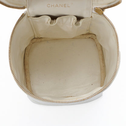 CHANEL Shoulder Bag, Coco Mark Vanity, Caviar Skin, White, Gold-Tone Hardware, Pre-Owned - Vintage La Charme