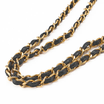 CHANEL Shoulder Bag Matelasse Caviar Skin Black Gold-Tone Hardware Pre-Owned - Vintage La Charme