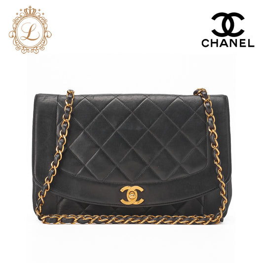 CHANEL Shoulder Tote Bag Matelasse Lambskin Black Gold-Tone Hardware Pre-Owned - Vintage La Charme