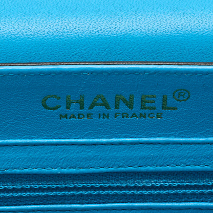 CHANEL Shoulder Bag, Chocolate Bar 2.55 Rock Chain, Lambskin, Black-Blue, Gold-Tone Hardware, Pre-Owned - Vintage La Charme