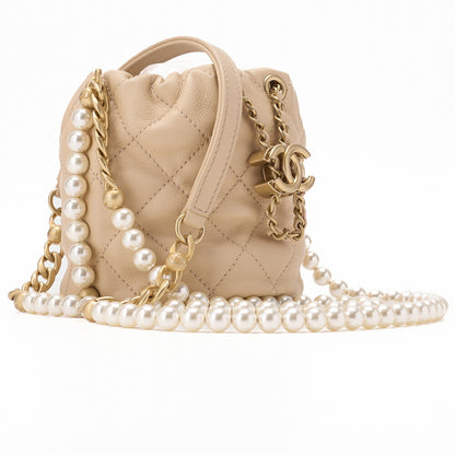 CHANEL Shoulder Bag, Matelasse Pearl Drawstring Type, Lambskin, Beige, Gold-Tone Hardware, Pre-Owned - Vintage La Charme