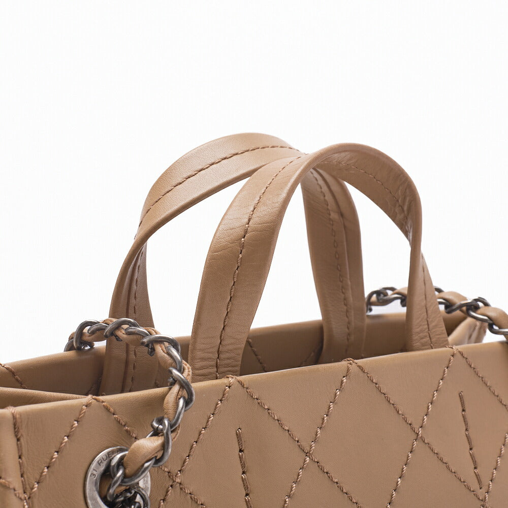 CHANEL Shoulder Bag, Matelasse Wild Stitch, Calfskin, Beige, Silver-Tone Hardware, Pre-Owned - Vintage La Charme