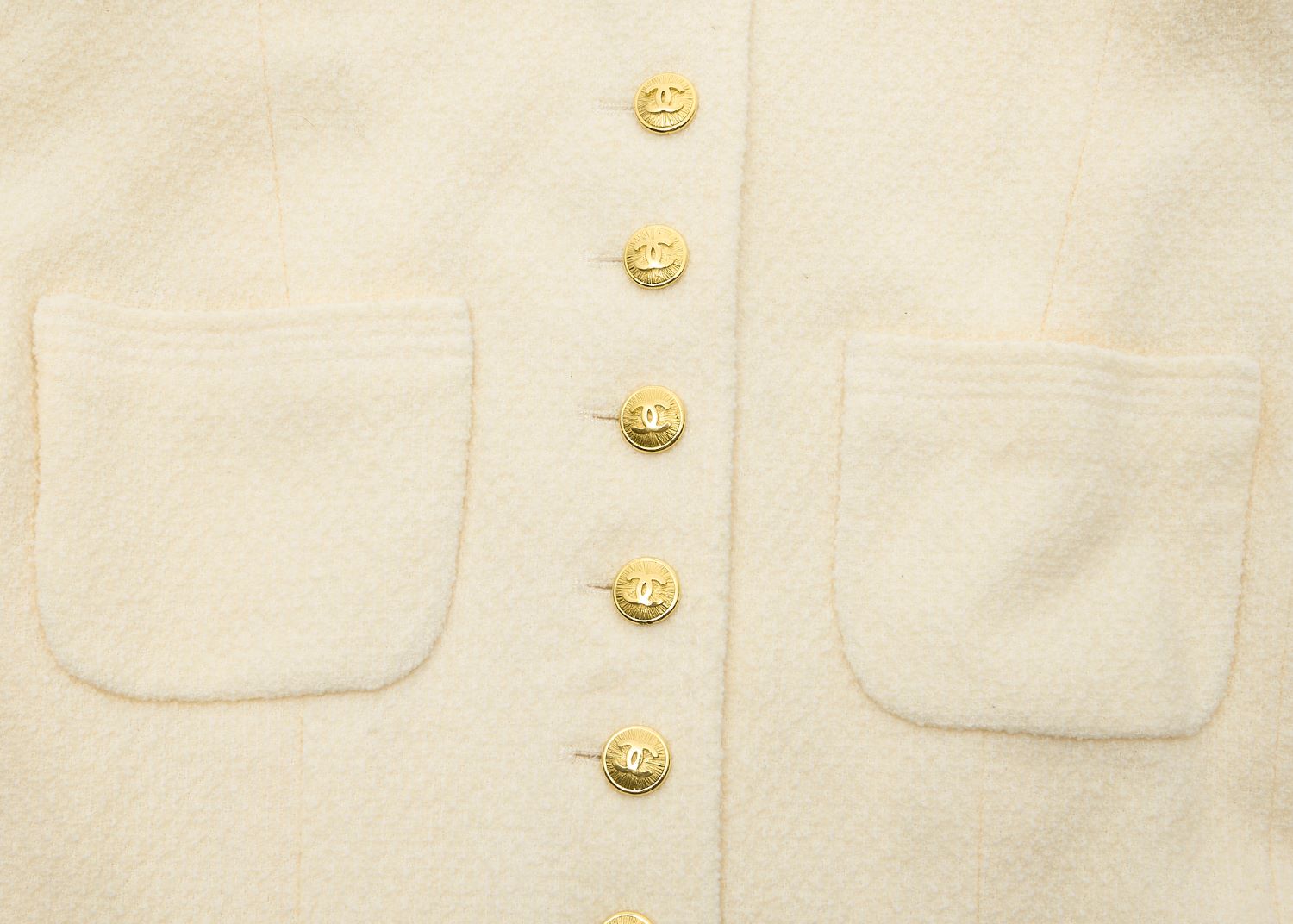 CHANEL Collarless Jacket, Long Sleeve, Wool, Ivory, Gold-Tone Hardware, Pre-Owned - Vintage La Charme