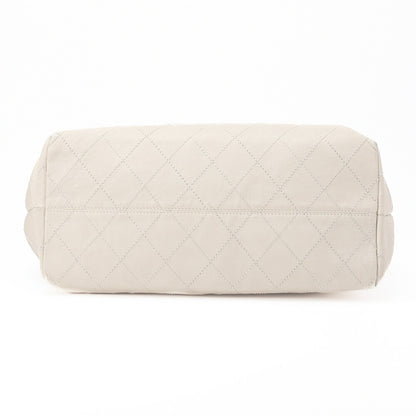 CHANEL Shoulder Bag, Matelasse, Coco Charm, Calfskin, White, Silver-Tone Hardware, Pre-Owned - Vintage La Charme