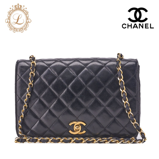 CHANEL Shoulder Bag Matelasse Lambskin Black Gold-Tone Hardware Pre-Owned - Vintage La Charme
