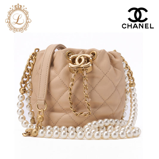 CHANEL Shoulder Bag, Matelasse, Drawstring Type, Lambskin, Beige, Gold-Tone Hardware, Pre-Owned - Vintage La Charme