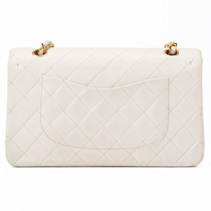 Chanel Shoulder Bag Matelasse Double Flap Lambskin White Gold-Tone Hardware Pre-Owned - Vintage La Charme