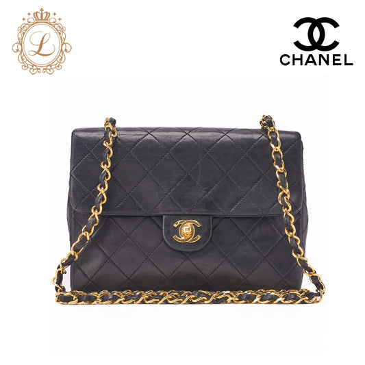 CHANEL Shoulder Bag Mini Matelasse Lambskin Black Gold-Tone Hardware Pre-Owned - Vintage La Charme