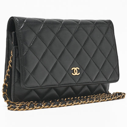CHANEL Chain Wallet Matelasse Lambskin Black Gold-Tone Hardware Pre-Owned - Vintage La Charme