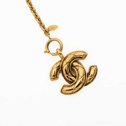CHANEL Necklace, Coco Mark Matelasse, Gold-Plated, Gold, Gold-Tone Hardware, Pre-Owned - Vintage La Charme