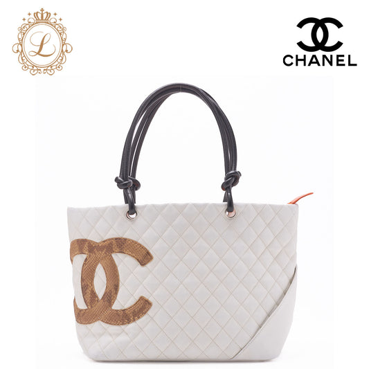 CHANEL Tote Bag Matelasse Calfskin Python White Silver-Tone Hardware Pre-Owned - Vintage La Charme