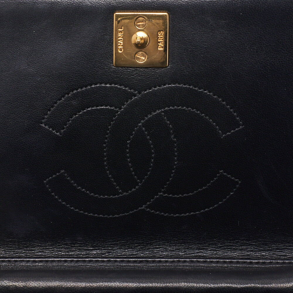 CHANEL Shoulder Bag Matelasse Lambskin Black Gold-Tone Hardware Pre-Owned - Vintage La Charme