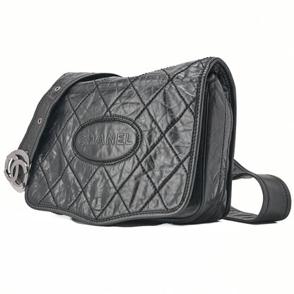 CHANEL Shoulder Bag Matelasse Calfskin Black Silver-Tone Hardware Pre-Owned - Vintage La Charme