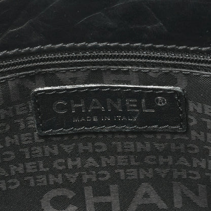 CHANEL Shoulder Bag Matelasse Calfskin Black Silver-Tone Hardware Pre-Owned - Vintage La Charme