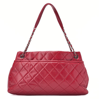 Chanel Shoulder Bag Matelasse Caviar Skin Red Silver-Tone Hardware Pre-Owned - Vintage La Charme