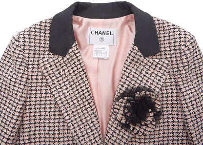 CHANEL Tweed Jacket, Coco Button Corsage, Cotton, Pink, Gold-Tone Hardware, Pre-Owned - Vintage La Charme