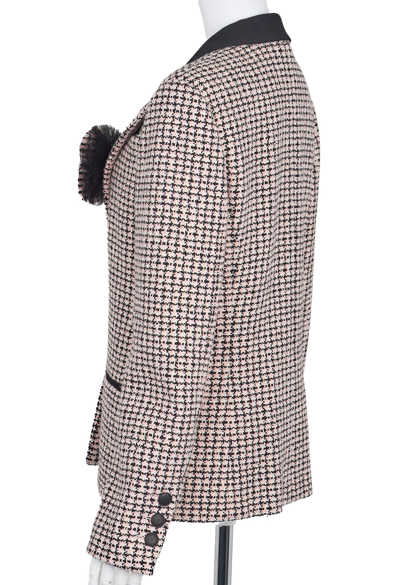 CHANEL Tweed Jacket, Coco Button Corsage, Cotton, Pink, Gold-Tone Hardware, Pre-Owned - Vintage La Charme