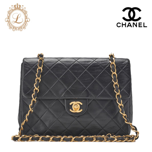 CHANEL Shoulder Bag Mini Matelasse Lambskin Black Gold-Tone Hardware Pre-Owned - Vintage La Charme