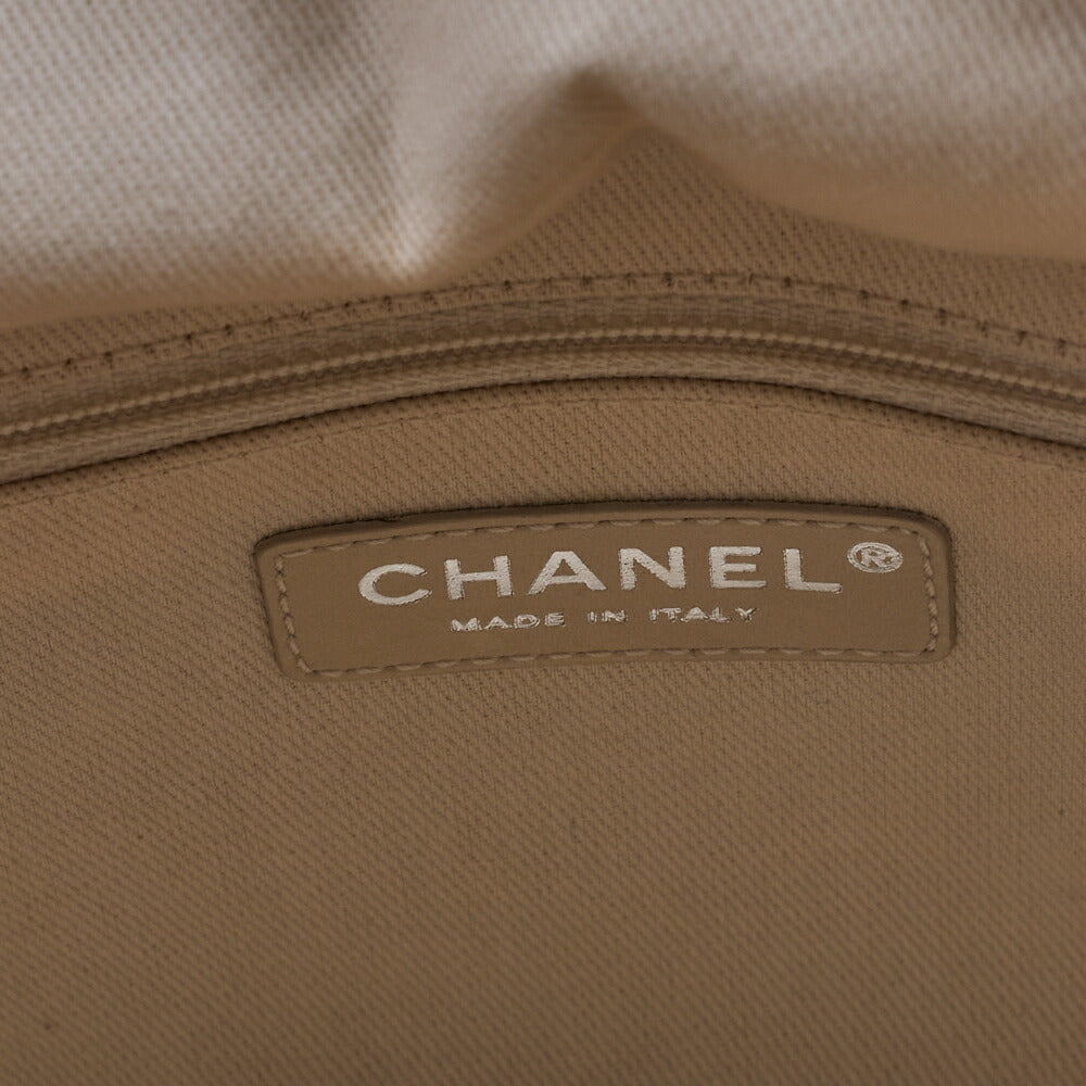 CHANEL Shoulder Bag, Matelasse, 2WAY, Raffia, Beige, Silver-Tone Hardware, Pre-Owned - Vintage La Charme